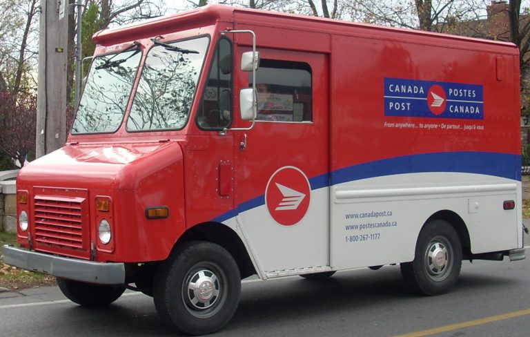 Postal Workers ratify deal with Canada Post