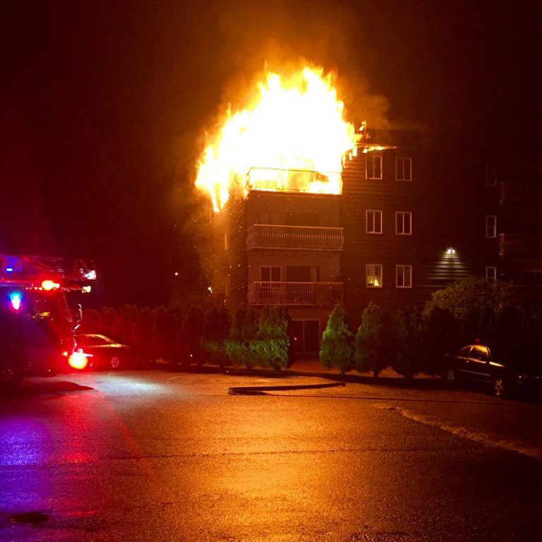 Crews battle blaze at Creekside Apartments