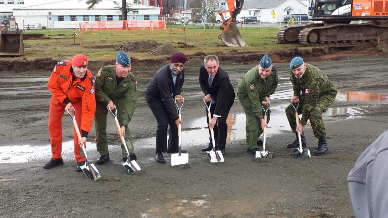 Defence Minister tours future site of Search and Rescue aircraft training centre