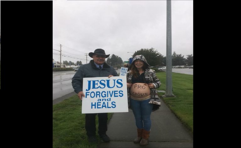Courtenay mayor defends participation in pro-life rally
