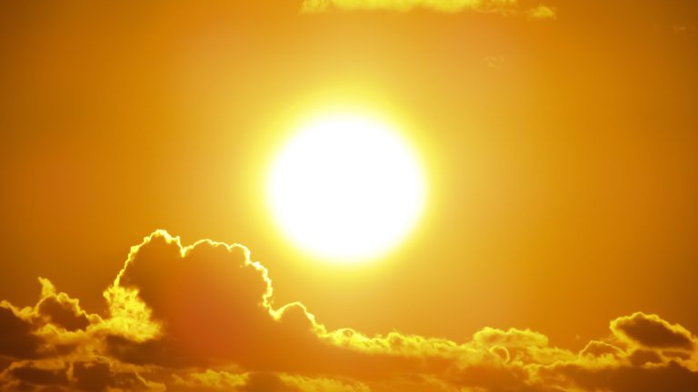 Historically dry March across North Island, Sunshine Coast