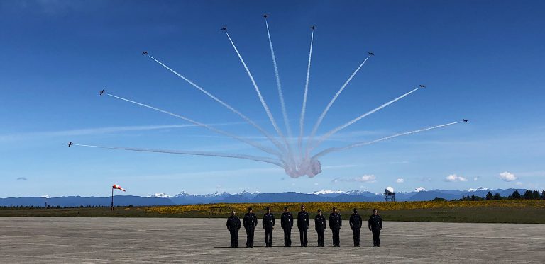 Snowbirds wrap up another year in the Comox Valley