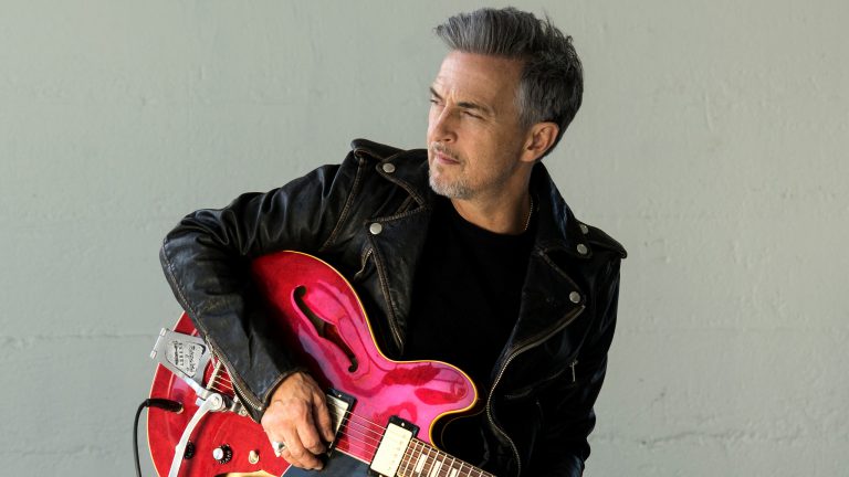 Canadian Bluesman Colin James coming to Vancouver Island MusicFest