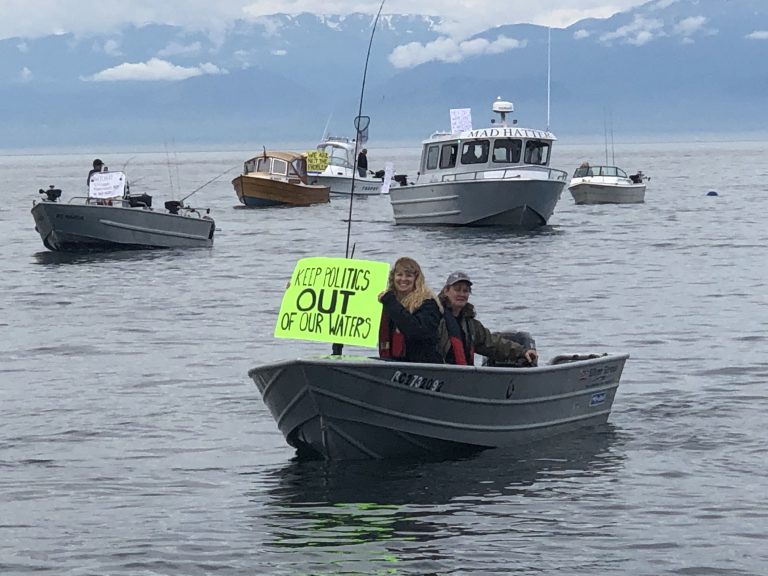 Protest takes aim at Chinook retention rules