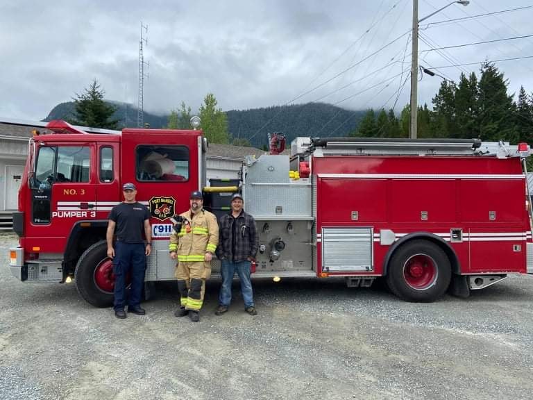 North Island firefighters help battle blazes in interior B.C.