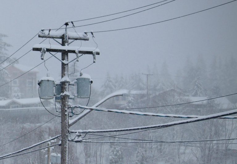 UPDATE: Power restored to more than 1,000 on North Vancouver Island